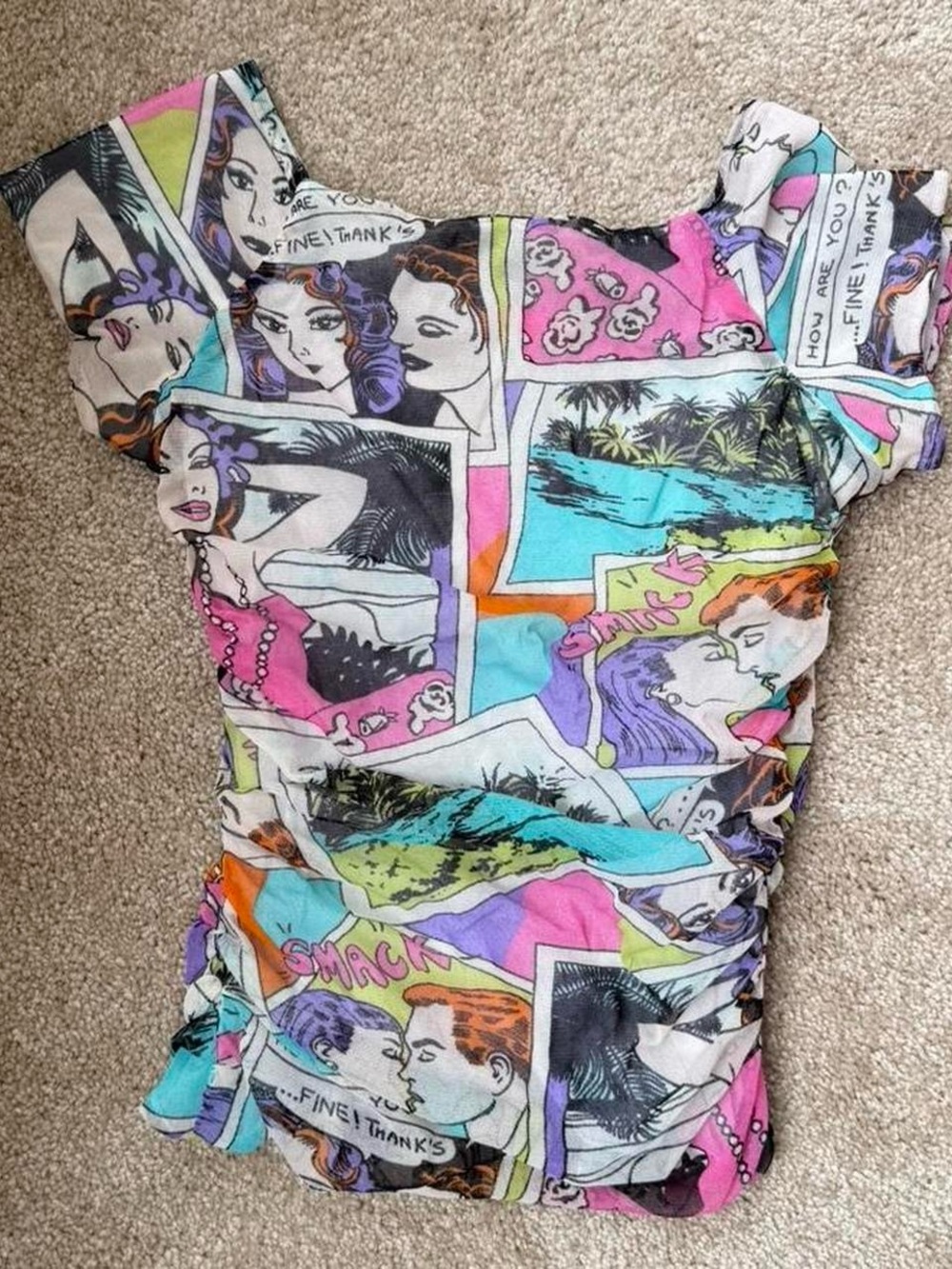 Graphic Pop-Art Short Sleeve Women's Top - Multi